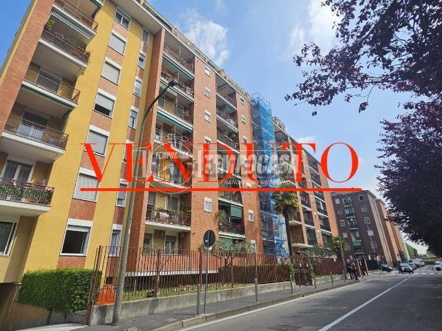 Appartamento in vendita a Villaggio Gorizia, Baranzate