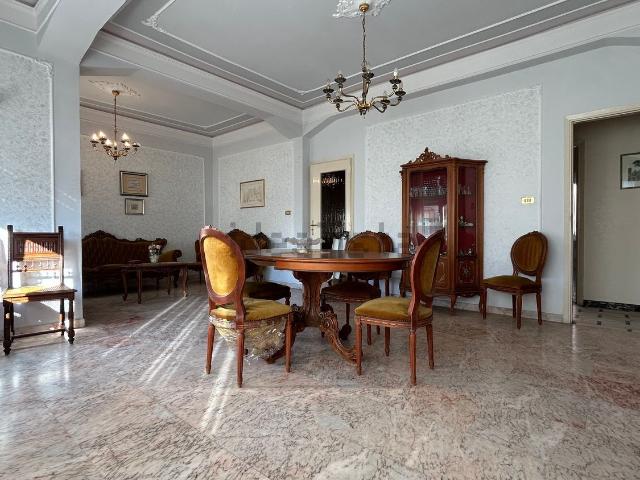 Appartamento in vendita a Calabria, Reggio Calabria