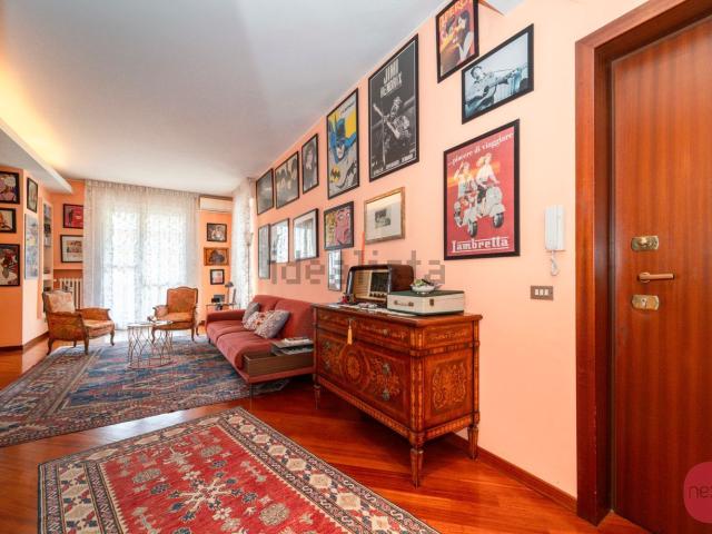 Appartamento in vendita a San Donato Milanese, Lombardia