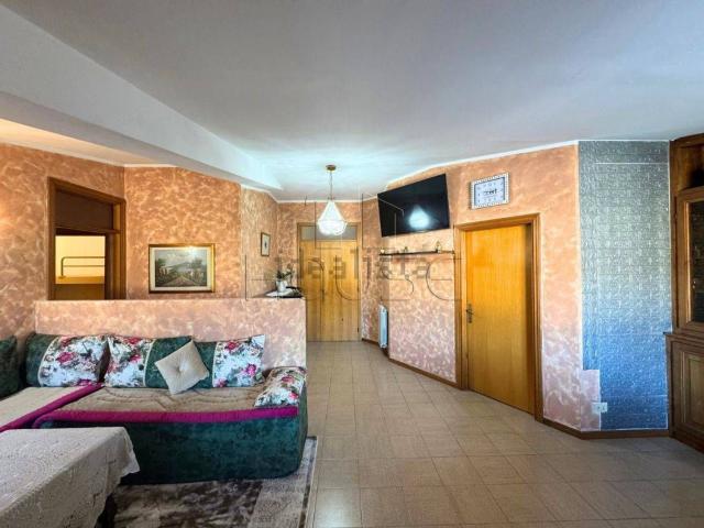Appartamento in vendita a Umbertide, Umbria