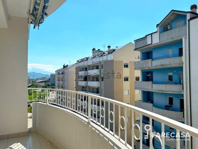Appartamento in vendita a Piano d'Accio, Teramo