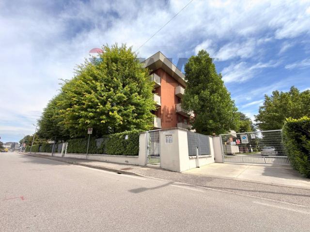 Appartamento in vendita a San Giuliano Milanese, Lombardia