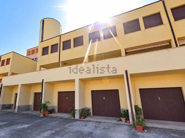 Appartamento in vendita a Agugliano, Ancona