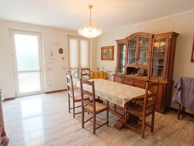 Appartamento in vendita a Carpaneto Piacentino, Piacenza