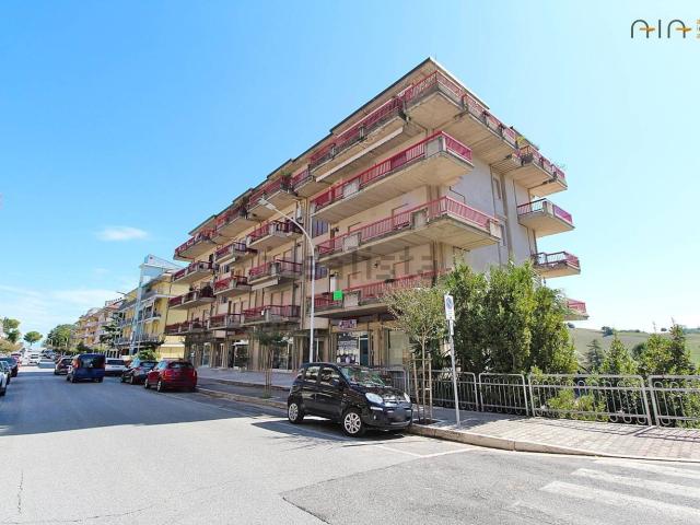 Appartamento in vendita a Case Orazio, Castignano