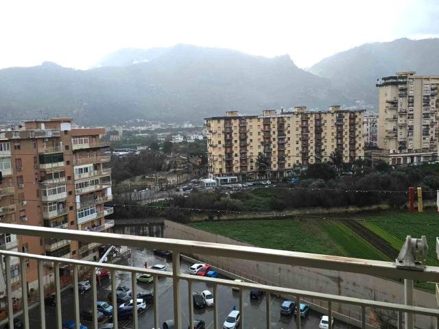 Appartamento in vendita a III Circoscrizione, Palermo