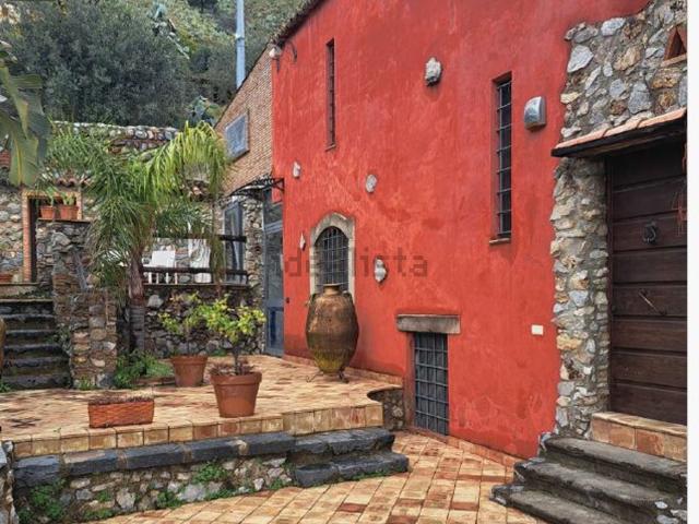 Appartamento in vendita a San Filippo Inferiore, Messina