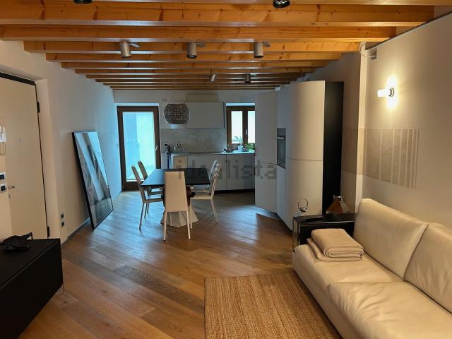 Appartamento in vendita a Borgo di San Lazzaro, Reana Del Roiale