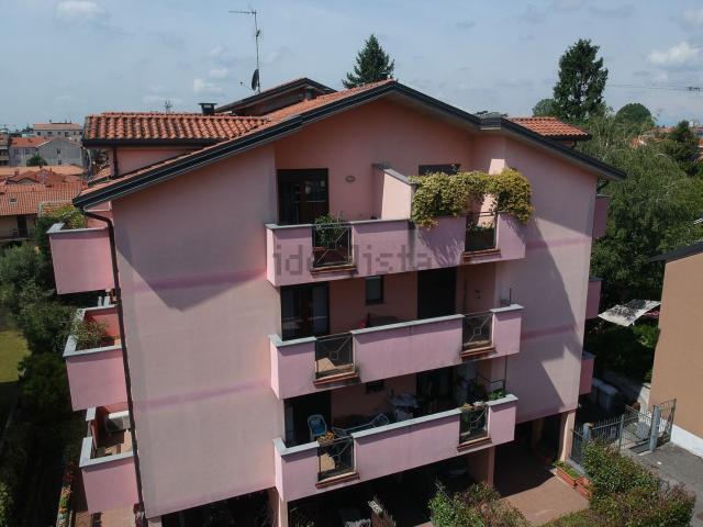 Appartamento in vendita a Oltresempione, Legnano