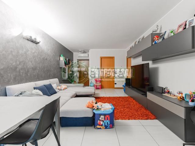 Appartamento in vendita a Villanova, Bernareggio