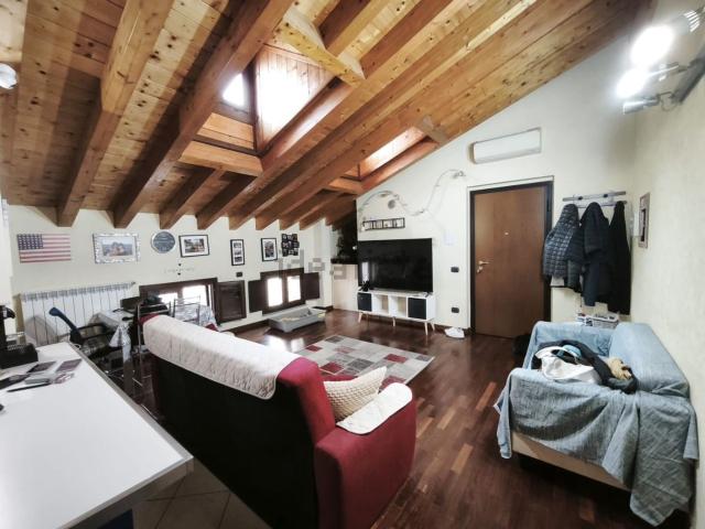 Appartamento in vendita a Centro Storico, Cremona