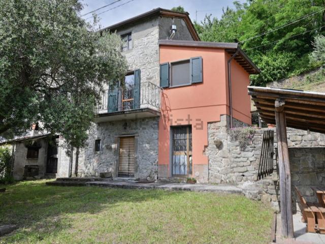 Appartamento in vendita a Unione dei comuni Media Valle del Serchio, Ponte A Serraglio