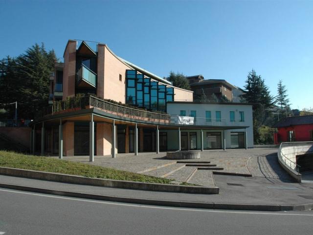Appartamento in vendita a Caprino Bergamasco, Lombardia