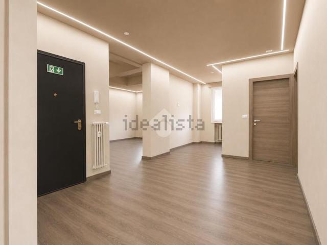 Appartamento in vendita a Quartiere Centro Urbano, Cesena