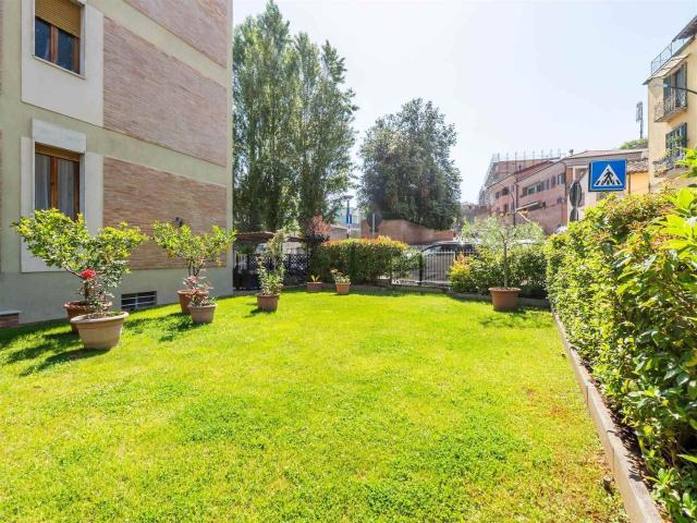 Appartamento in vendita a Ravacciano, Siena