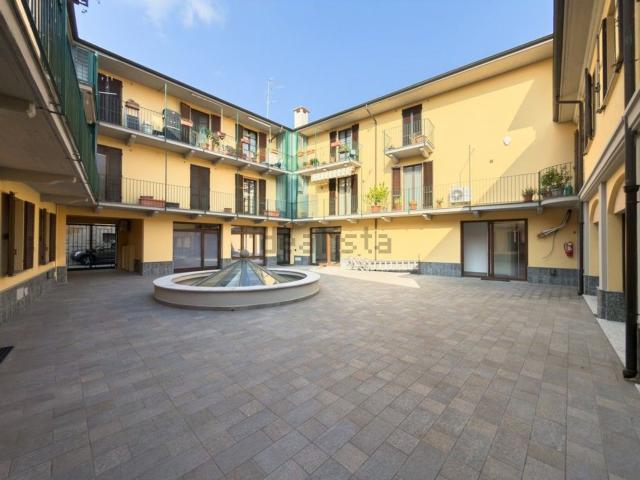 Appartamento in vendita a Cerano, Novara