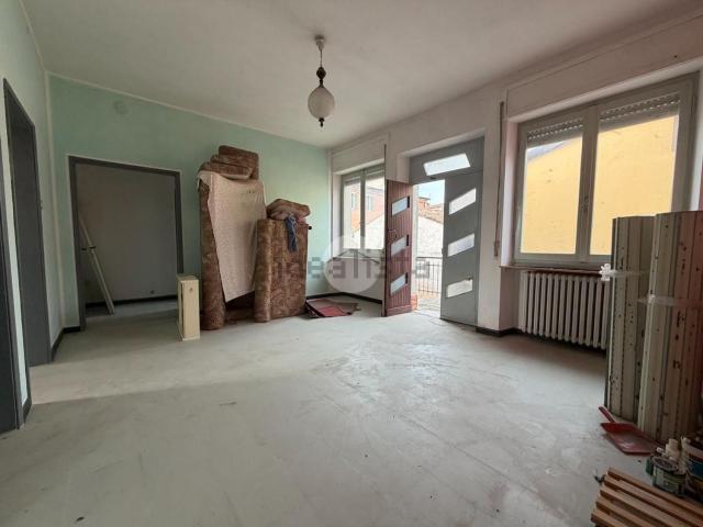 Appartamento in vendita a Monzambano, Lombardia