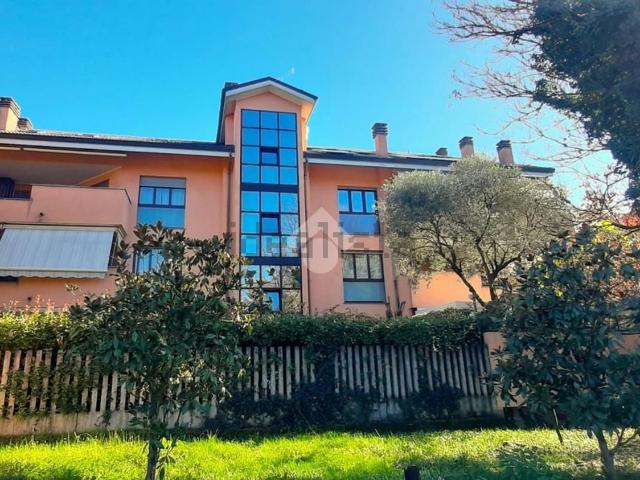 Appartamento in vendita a Senaghino, Senago