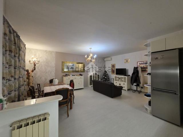 Appartamento in vendita a Cadoneghe, Veneto