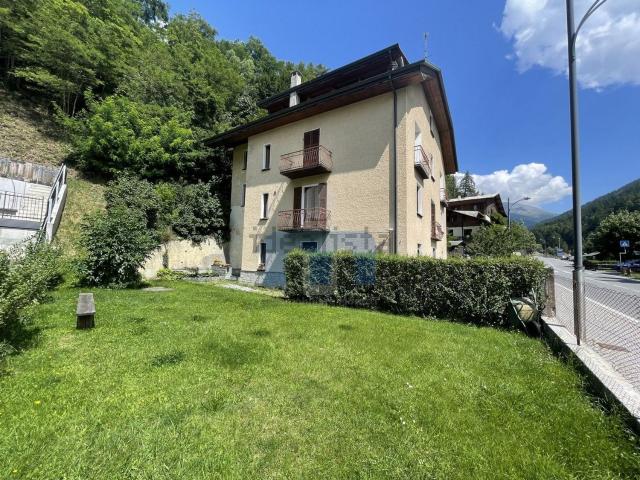 Appartamento in vendita a Comunità montana Alta Valtellina, Bormio