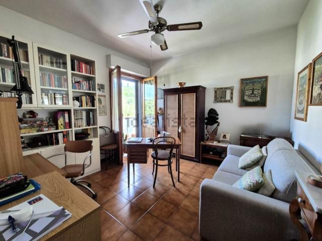 Appartamento in vendita a Galluzzo, Firenze