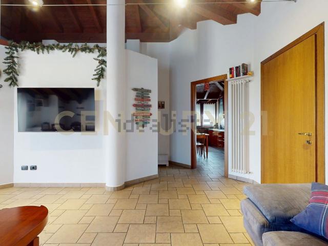 Appartamento in vendita a Vanzago, Lombardia