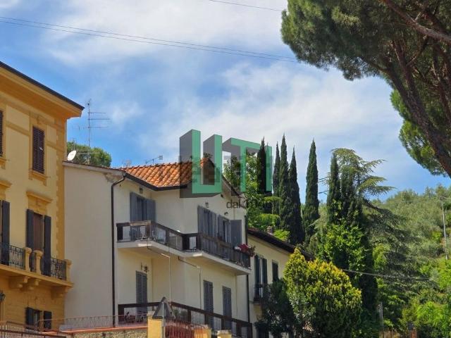 Appartamento in vendita a Galluzzo, Firenze