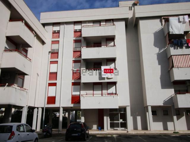 Appartamento in vendita a Crispiano, Taranto