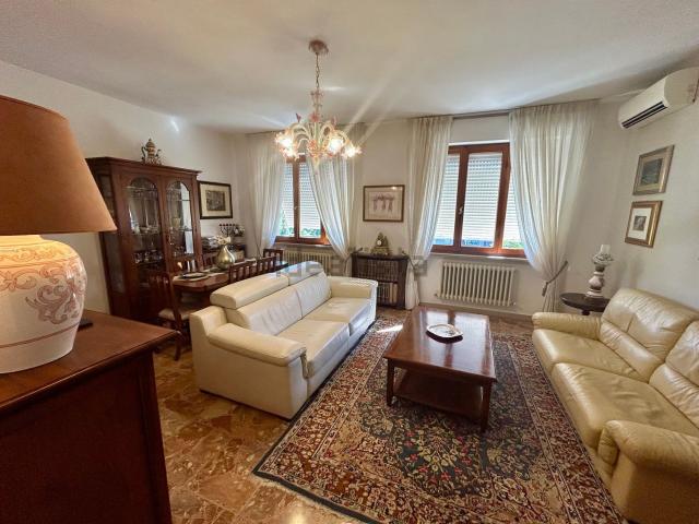 Appartamento in vendita a Monte Latrone, Todi