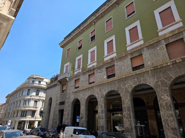 Appartamento in vendita a Centro storico, Cremona