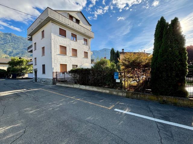 Appartamento in vendita a Pallin, Aosta / Aoste