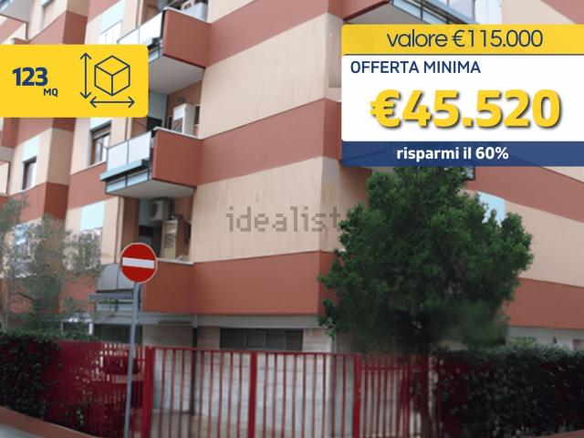 Appartamento in vendita a Massafra, Taranto