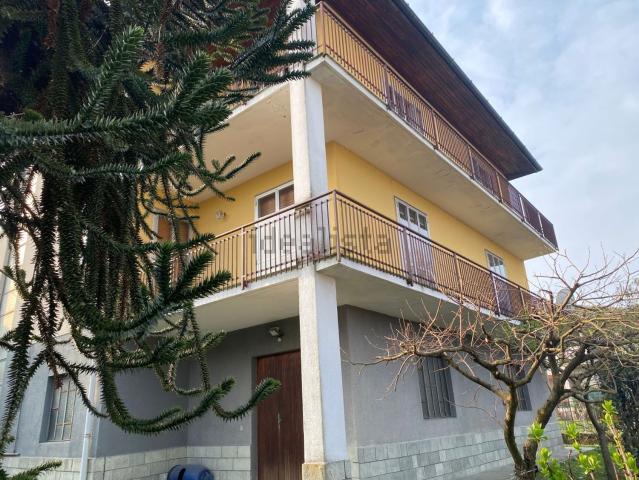 Appartamento in vendita a Grandate, Lombardia