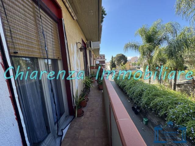 Appartamento in vendita a Aci Santa Lucia, Aci Catena