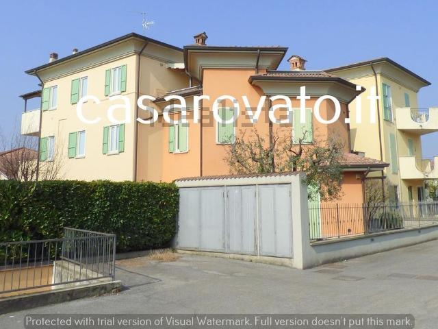 Attico in vendita a Villaggio Famiglia, Rovato