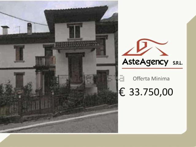Appartamento in vendita a Longarone, Veneto