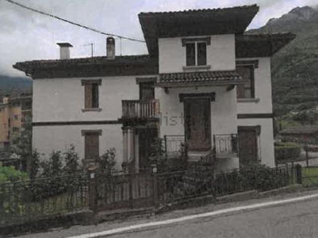 Appartamento in vendita a Longarone, Veneto