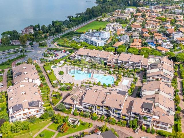 Appartamento in vendita a Rivoltella del Garda, Desenzano Del Garda