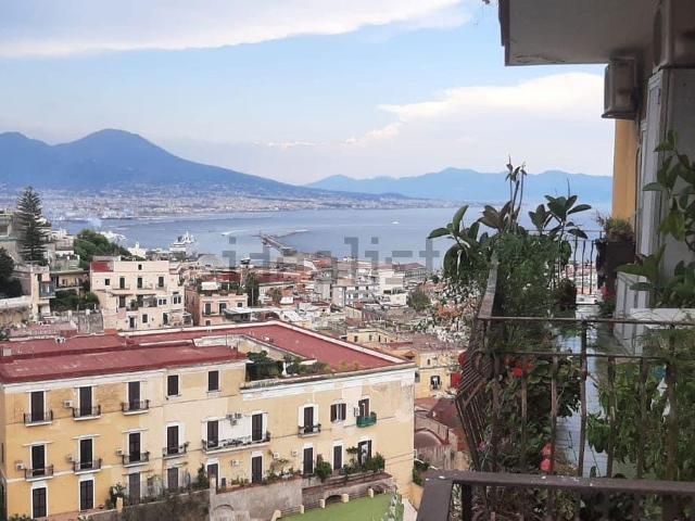 Appartamento in vendita a Municipalità 1, Campania