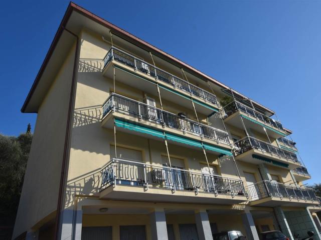Appartamento in vendita a Imperia, Liguria