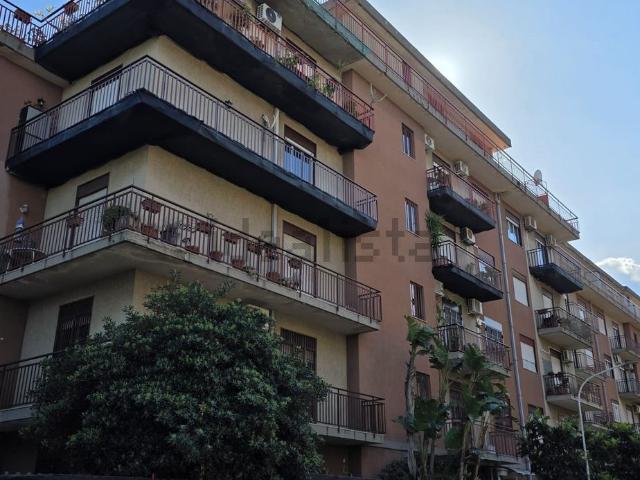 Appartamento in vendita a Picanello-Ognina-Barriera-Canalicchio, Catania