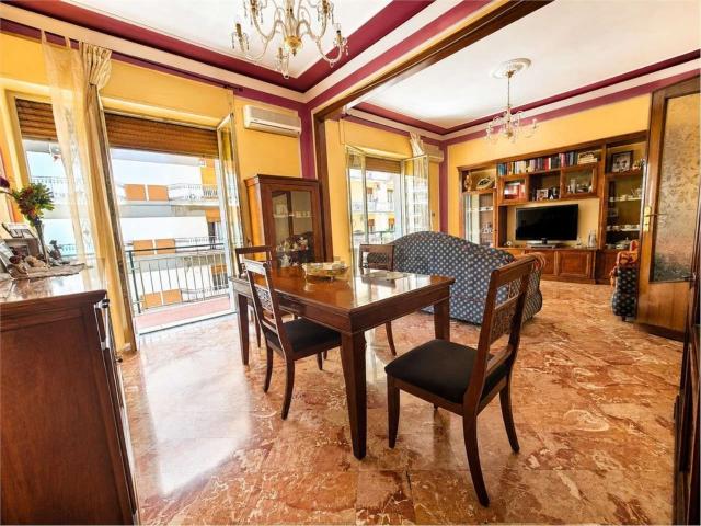 Appartamento in vendita a Acireale, Sicilia