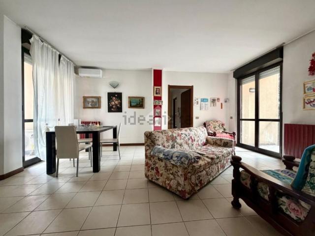 Appartamento in vendita a Boccaleone, Bergamo
