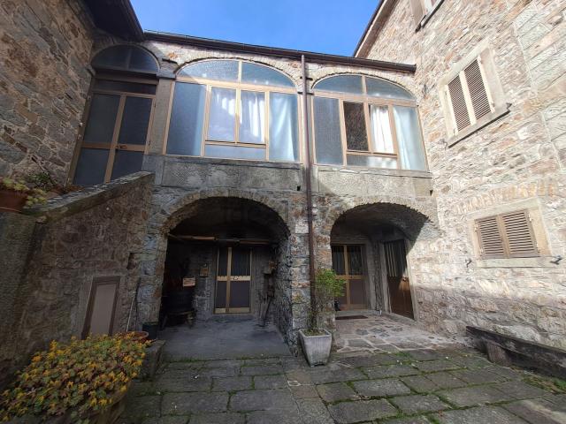 Appartamento in vendita a Montelungo Terme, Pontremoli
