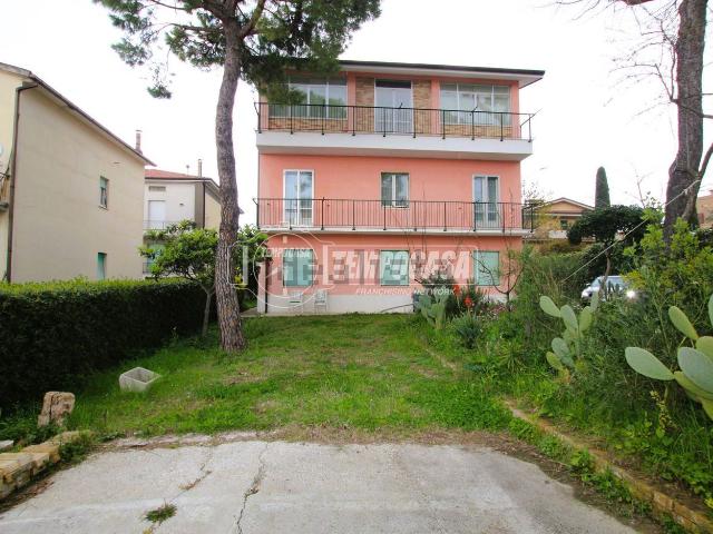 Appartamento in vendita a Sant'Andrea, Marche
