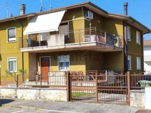 Appartamento in vendita a Dossetto, Villafranca Di Verona