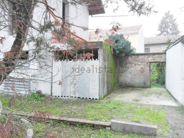 Appartamento in vendita a Lonate Pozzolo, Lombardia