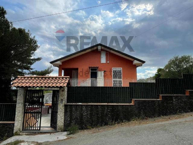 Appartamento in vendita a Tarderia, Pedara