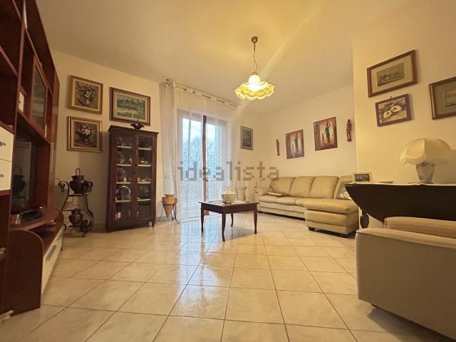 Appartamento in vendita a Prato, Toscana