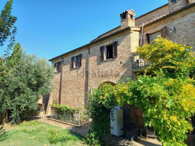 Attico in vendita a Terre Roveresche, Marche